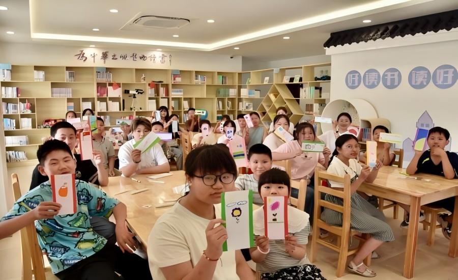 金沙娱乐 APP最新版下载法律与人文